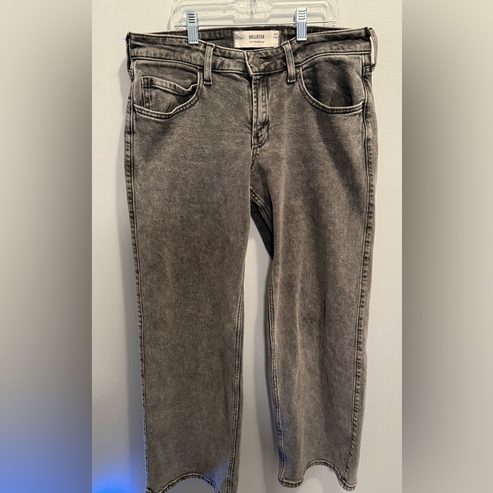 Hollister Women’s Low-Rise Baggy Y2K Black Denim Jeans 4 Short